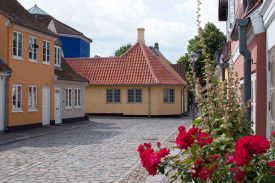The Hans Christian Andersen House in the old quarter 1600px